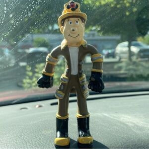 Kidkraft Fireman Bendable Everyday Heroes Figure 5” Fire Station Fighter Person